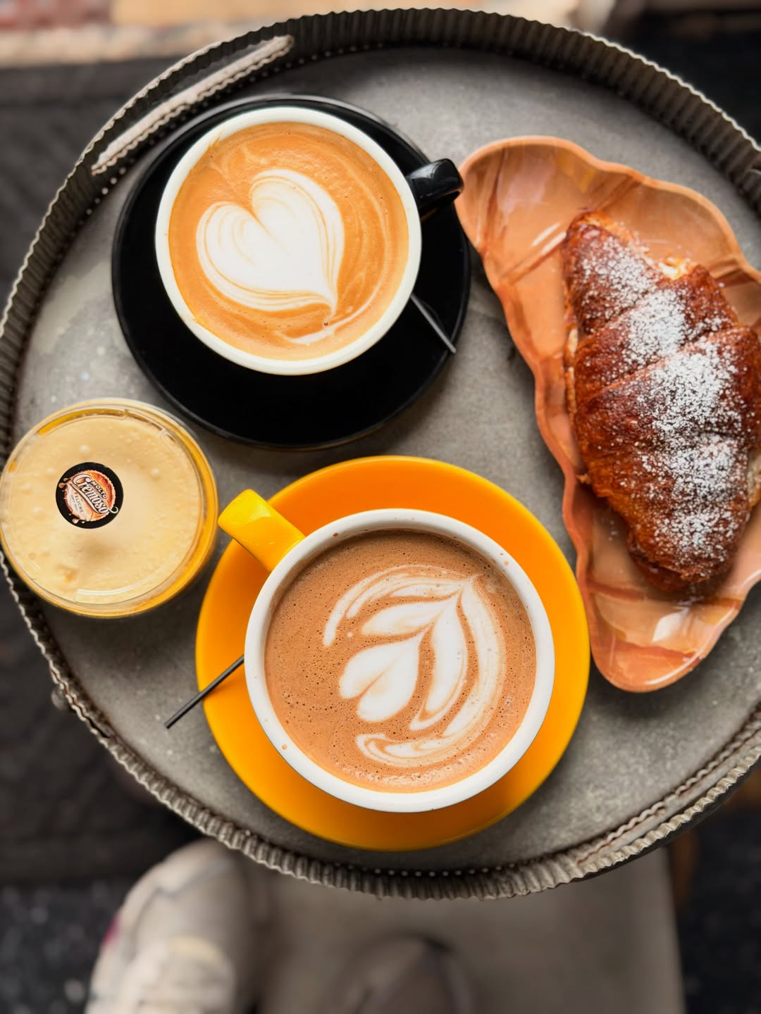 Café y croissant de PAL’ TOSTAO